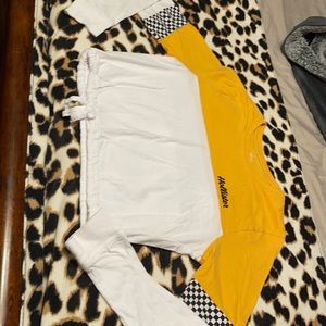 Used Hollister women’s shirt size med